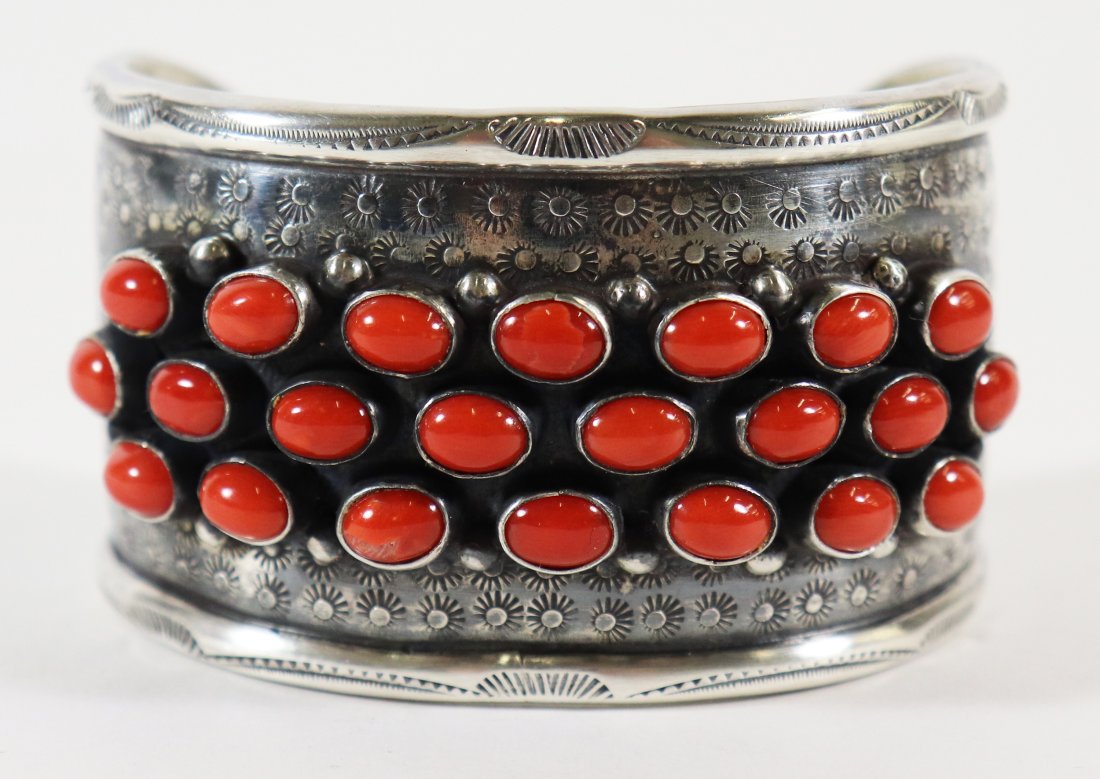 VINTAGE NAVAJO RED CORAL CUFF BRACELET (1 of 4)