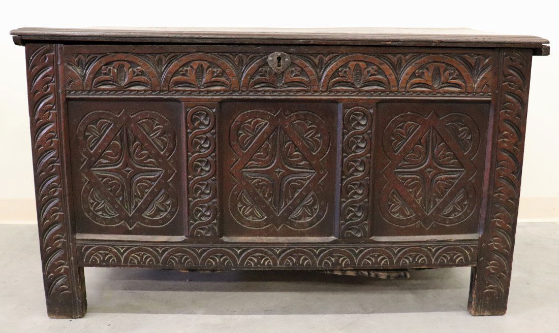 18TH CENTURY CARVED WOOD TRUNK (1 of 7)