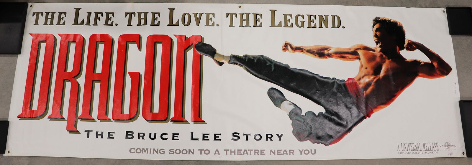 LARGE 1993 DRAGON BRUCE LEE STORY MOVIE BANNER POSTER (1 of 5)