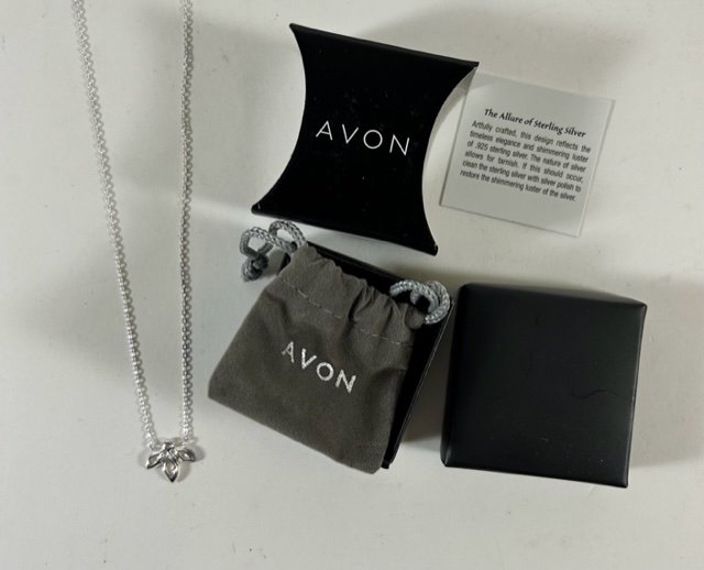 100 STERLING SILVER NECKLACES - NEW IN BOX (1 of 3)