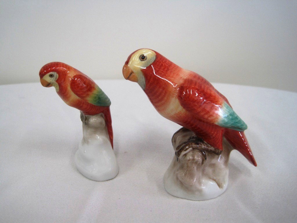 Pair Herend Parrot Figurines: 3" Tall and 2 3/4" Tall.
