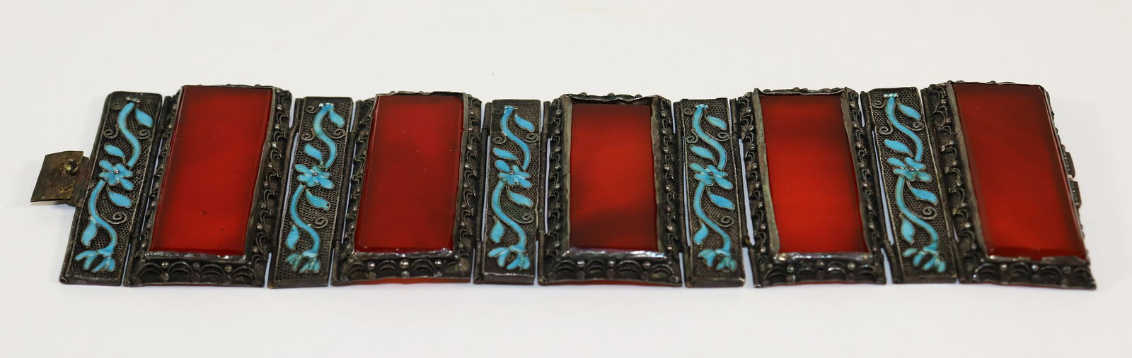 CHINESE EXPORT SILVER CARNELIAN BRACELET (1 of 5)