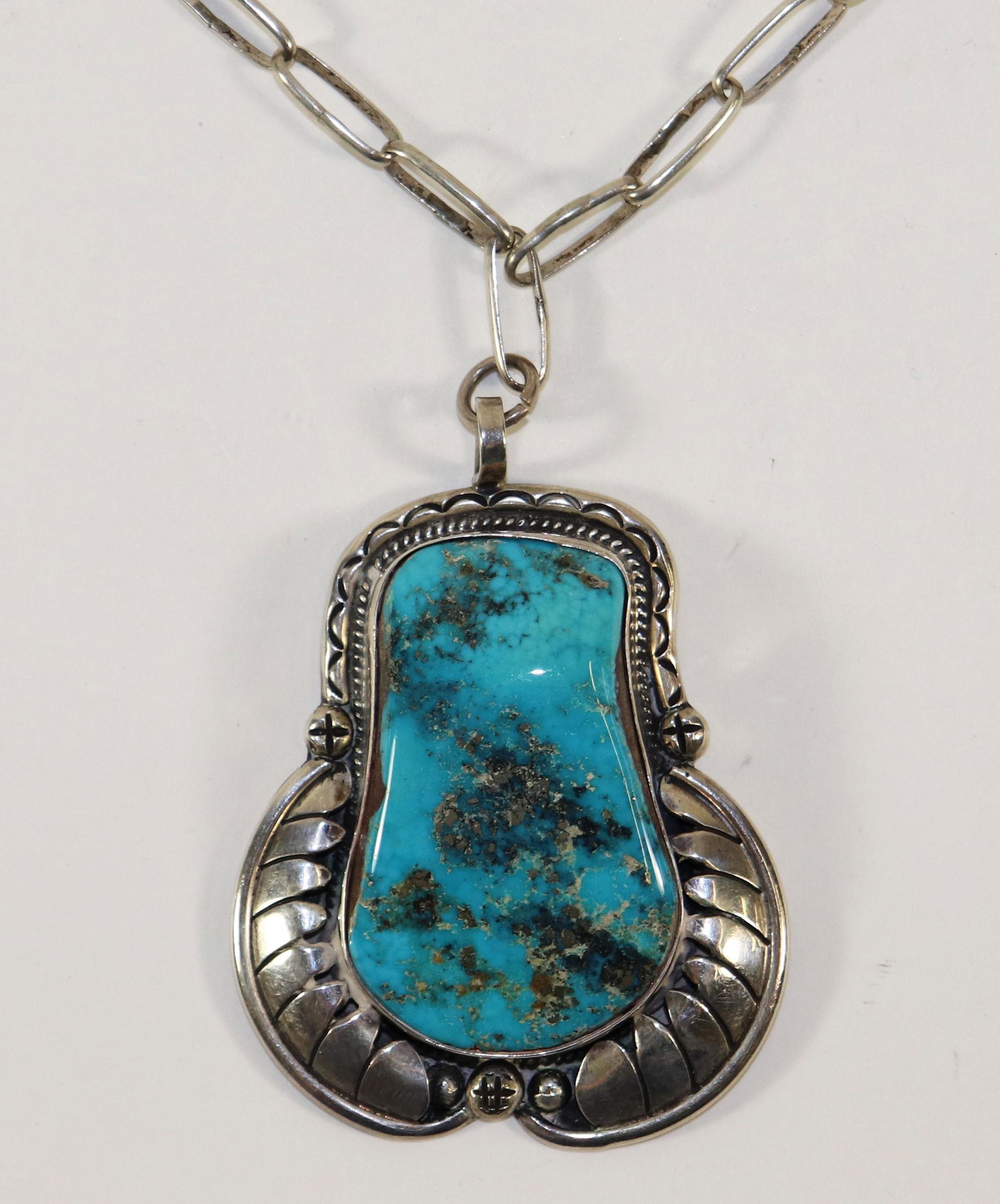 NATIVE AMERICAN ROYSTON TURQUOISE PENDANT NECKLACE (1 of 4)