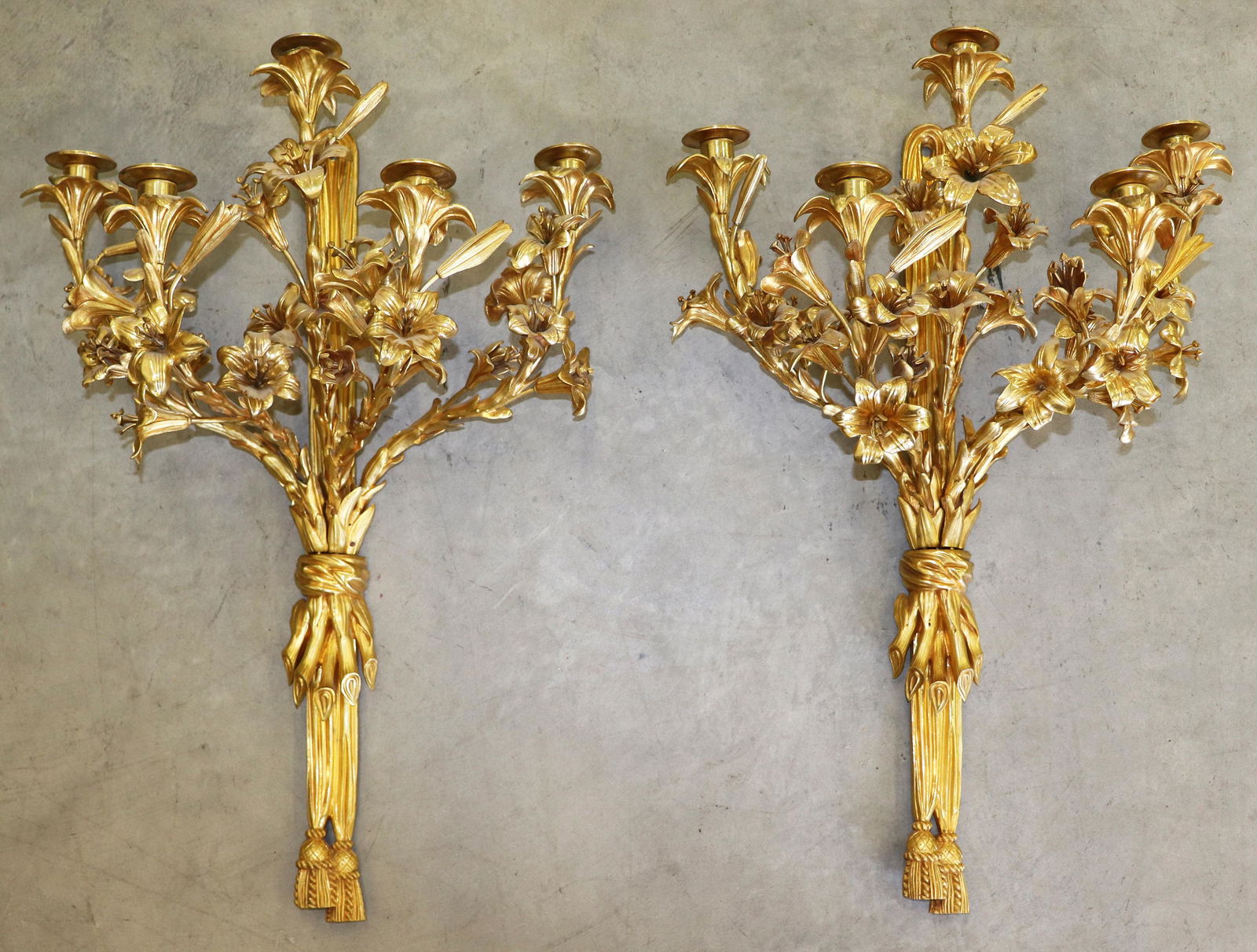 (2) FRENCH GILT BRONZE CANDELABRA WALL SCONCES (1 of 5)