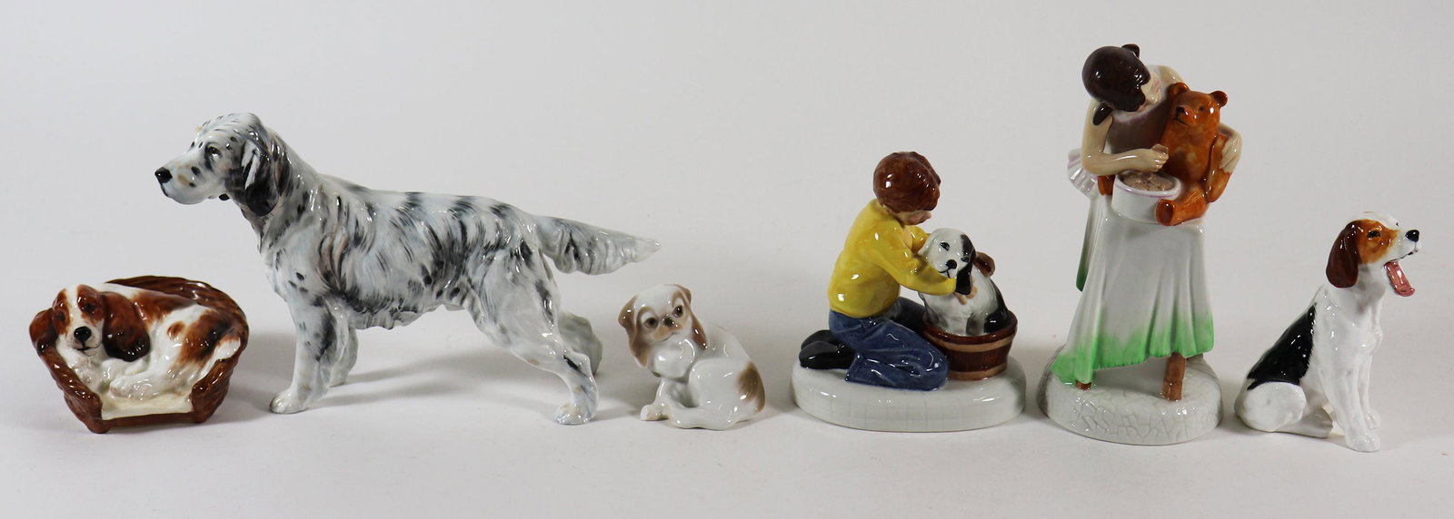 (6) ROYAL DOULTON DOG & TEDDY BEAR FIGURINES (1 of 5)