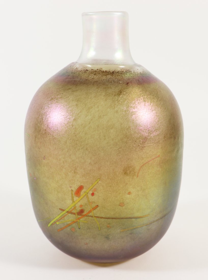 KOSTA BODA BERTIL VALLIEN TORNADO VASE (1 of 4)