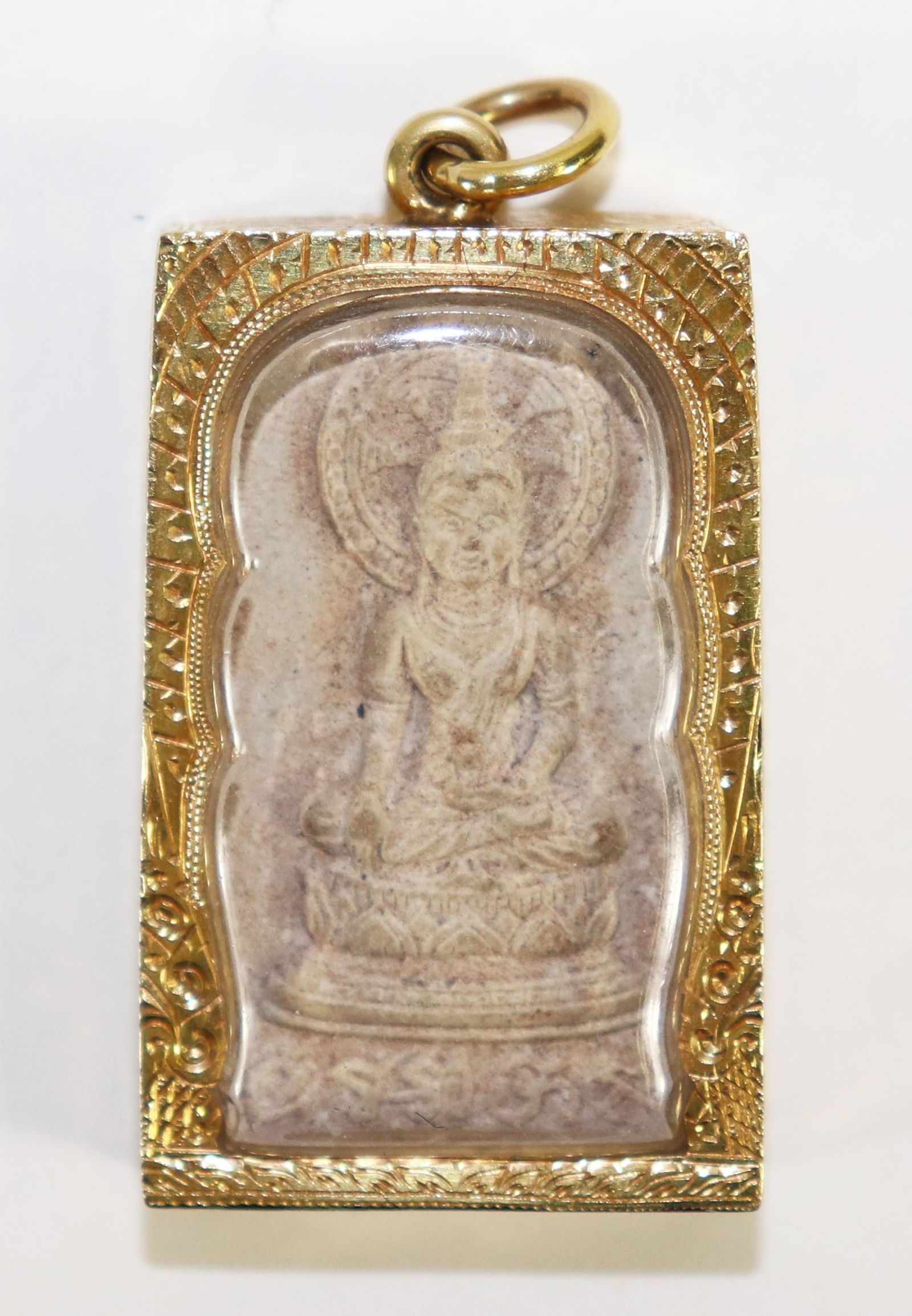 18K THAILAND BUDDHA RELIC AMULET PENDANT (1 of 3)
