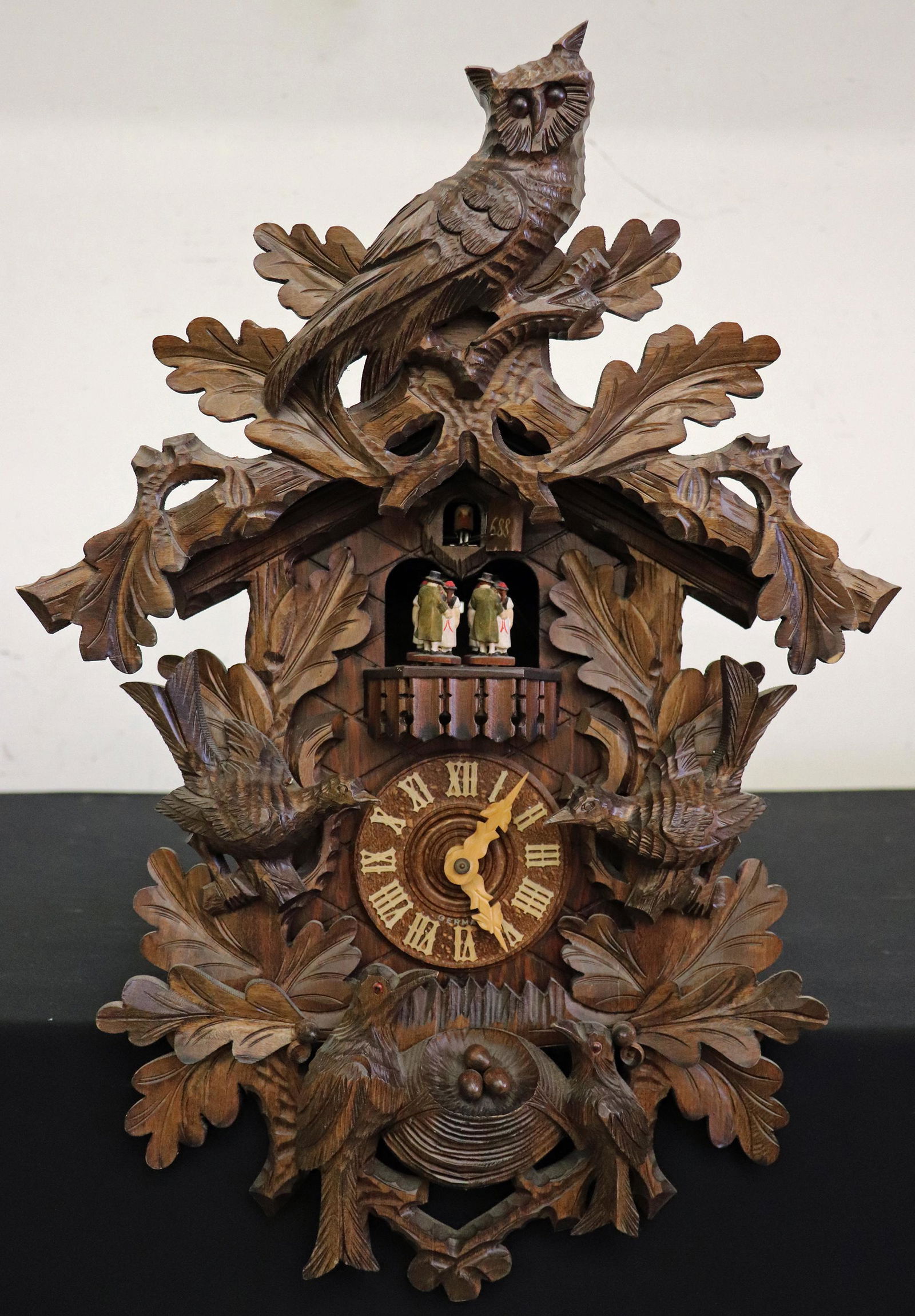 GERMAN BLACK FOREST CUCKOO CLOCK (1 of 4)