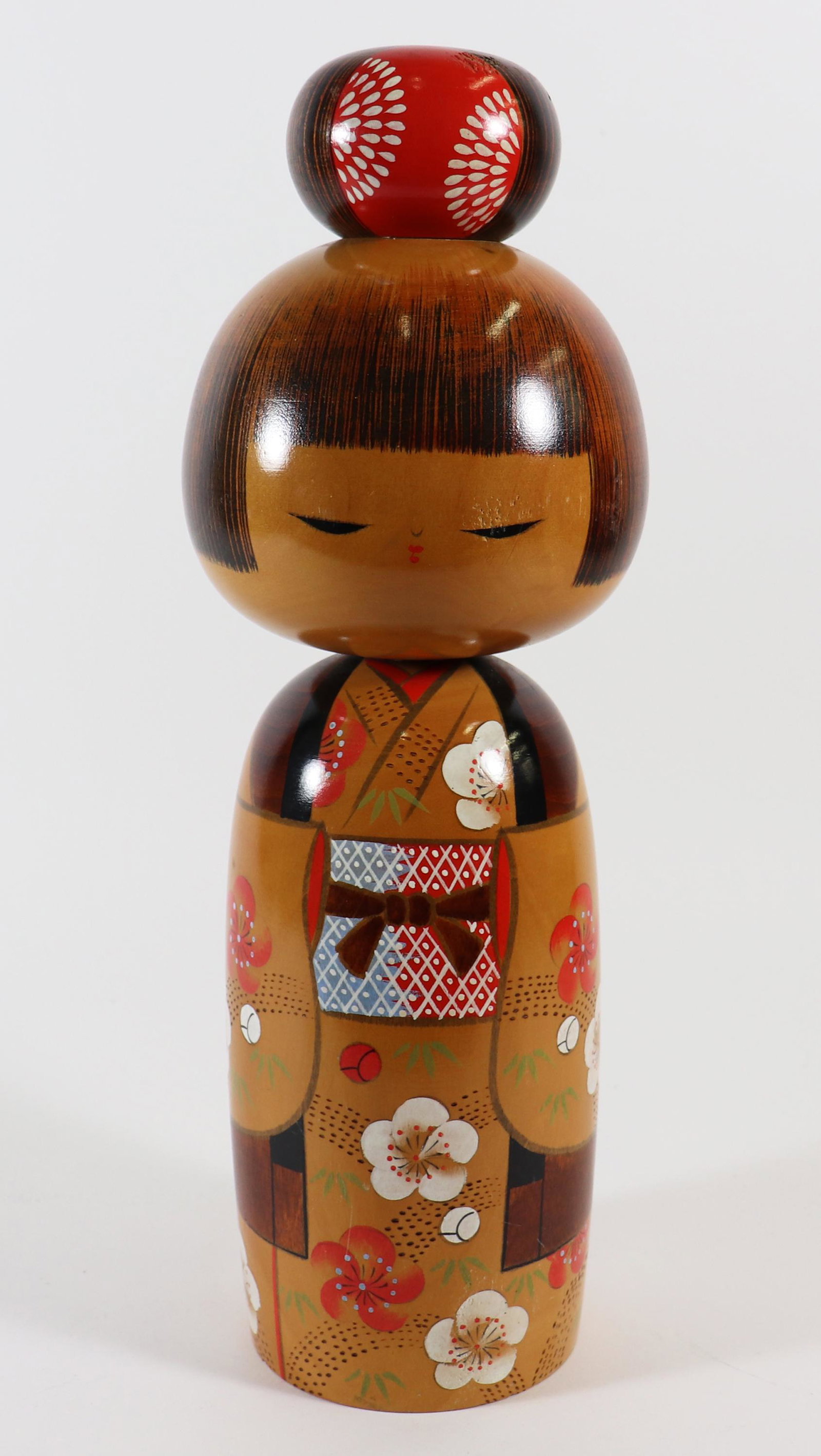 JAPANESE WOOD KOKESHI DOLL (1 of 4)