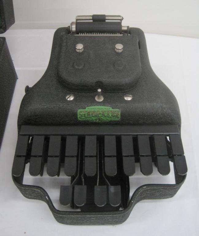 STENOTYPE MACHINE - 2