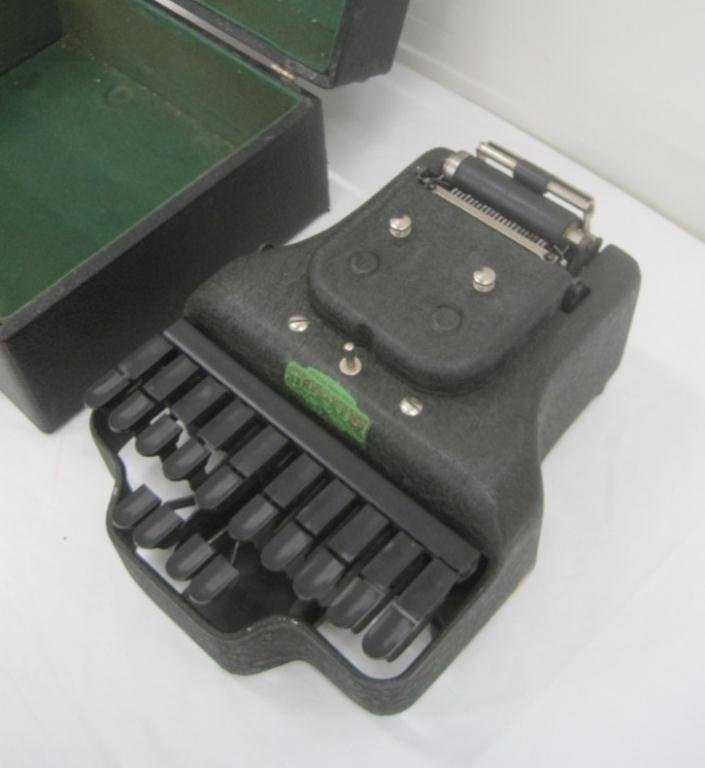 STENOTYPE MACHINE - 3
