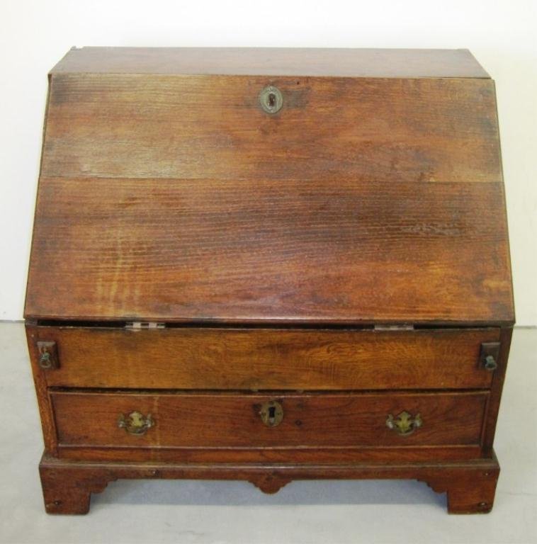 18th c. SLANT TOP OAK CHIPPENDALE CHILD'S DESK: 23 1/2" Tall, 15 1/2" x 25" Wide. Lid Opens w/ Interior Compartment. Some Prior Repairs.