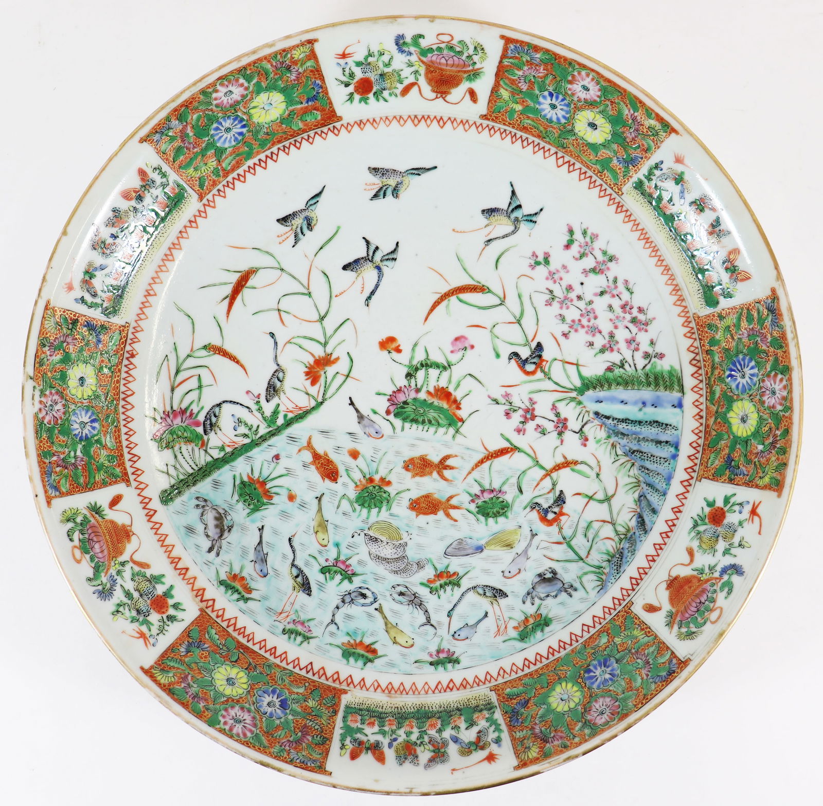 CHINESE ROUND SEA LIFE CHARGER (1 of 3)