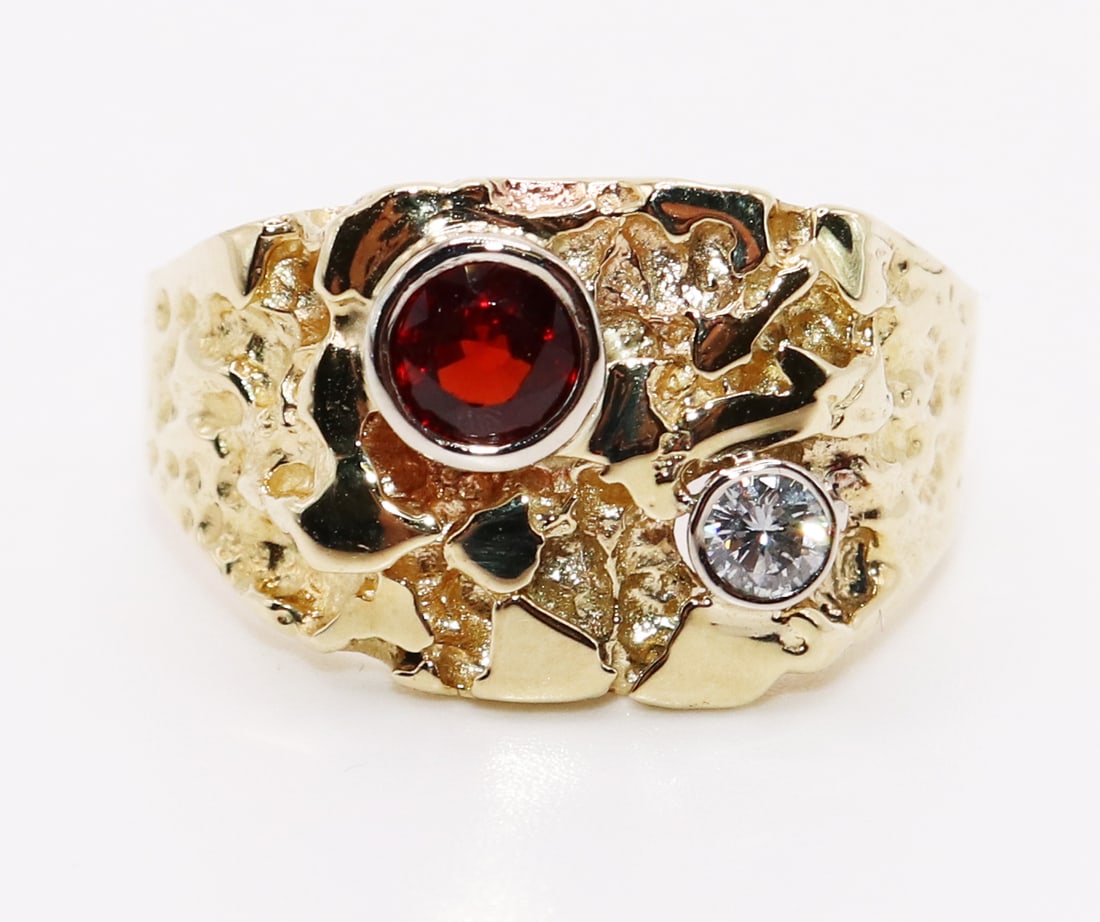 MEN'S 10K BURMA RED SPINEL & DIAMOND NUGGET RING (1 of 4)
