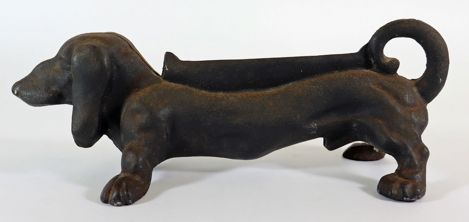 ANTIQUE DACHSHUND DOG DOORSTOP BOOTSCRAPER (1 of 3)