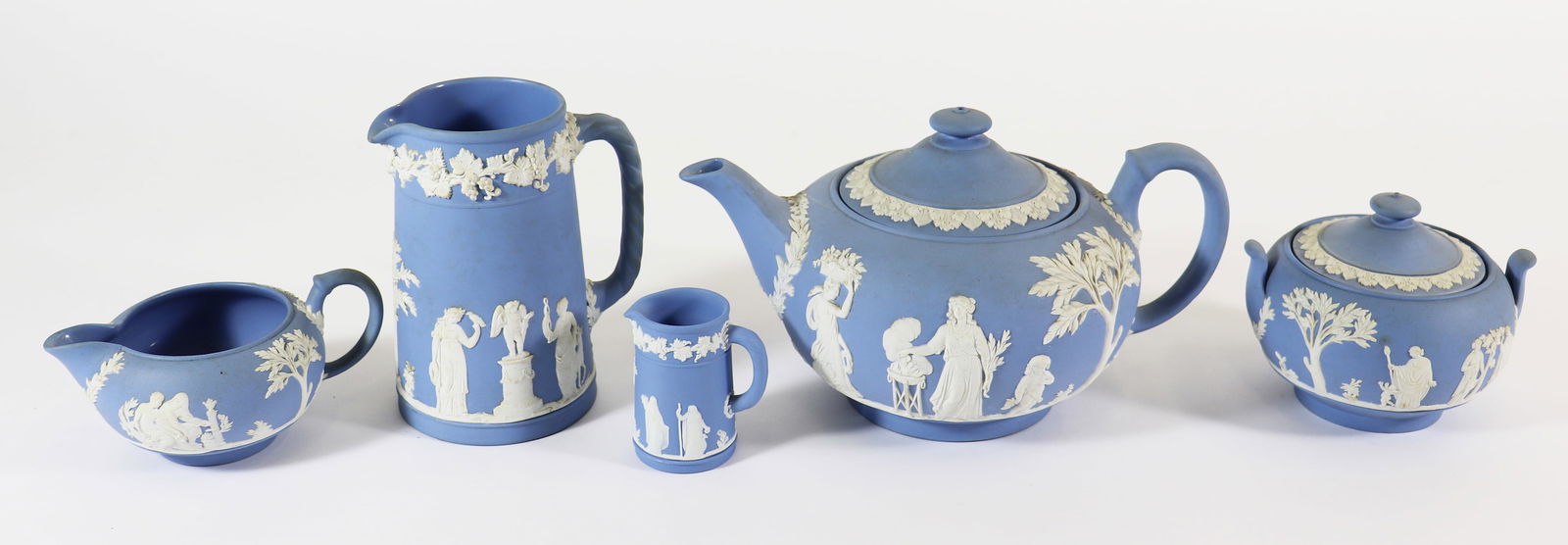 WEDGWOOD JASPERWARE COLLECTION (1 of 4)