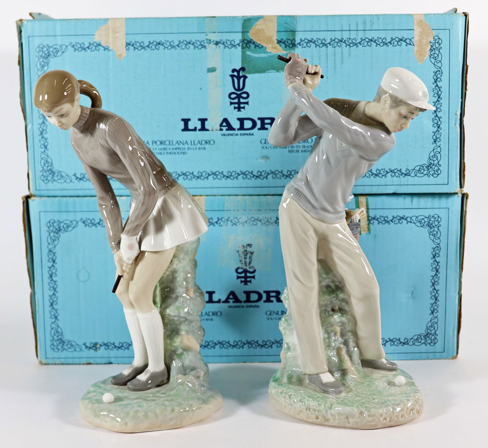 PAIR LLADRO GOLFER FIGURINES 4824 & 4851 (1 of 5)