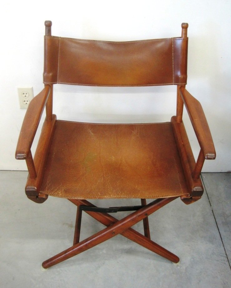 VINTAGE LEATHER DIRECTOR'S CHAIR