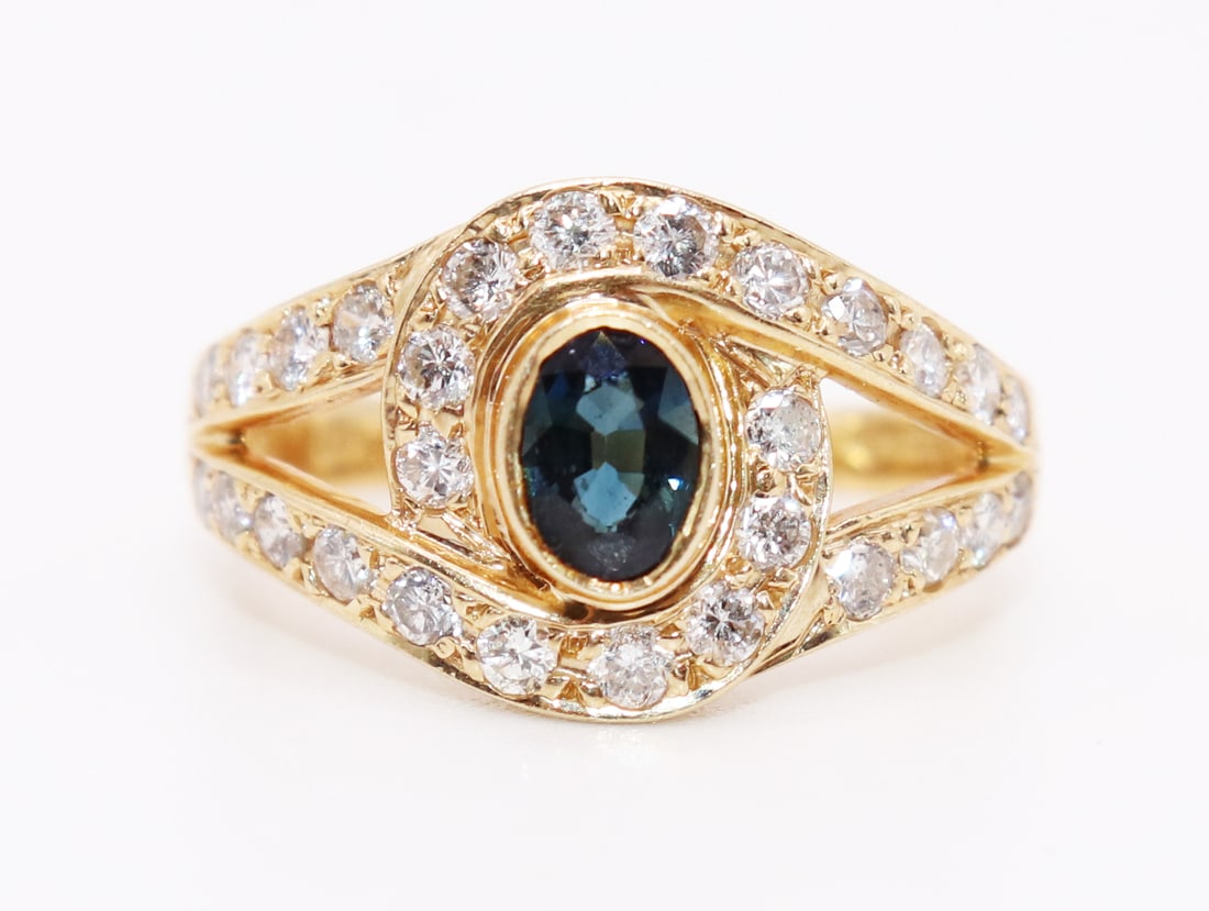 14K BLUE SAPPHIRE & DIAMOND RING (1 of 4)