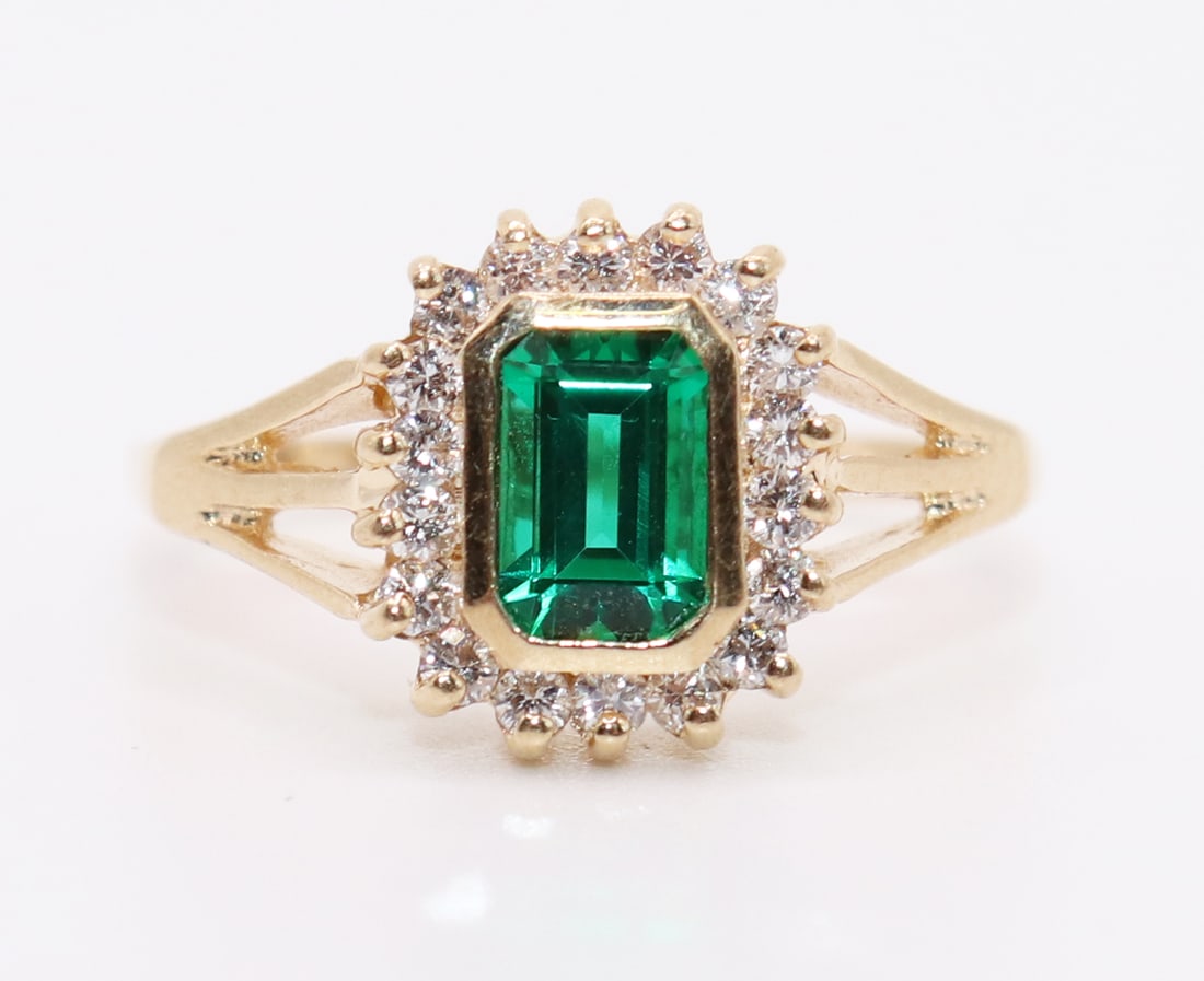 14K TSAVORITE & DIAMOND RING (1 of 4)