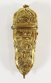 ANTIQUE GOLD REPOUSSE DRAWING ETUI