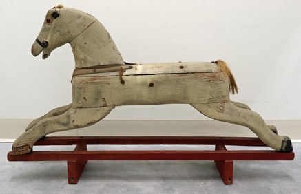 ANTIQUE CHILD'S TOY WOOD HORSE