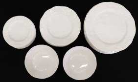 WEDGWOOD "STRAWBERRY & VINE" CHINA SET