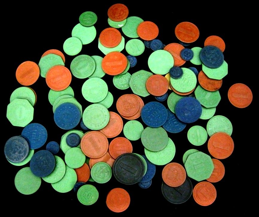 LOT OF CHILE VULCANITE RUBBER TOKENS: Denominations of 10 cents, $1, & $2.
