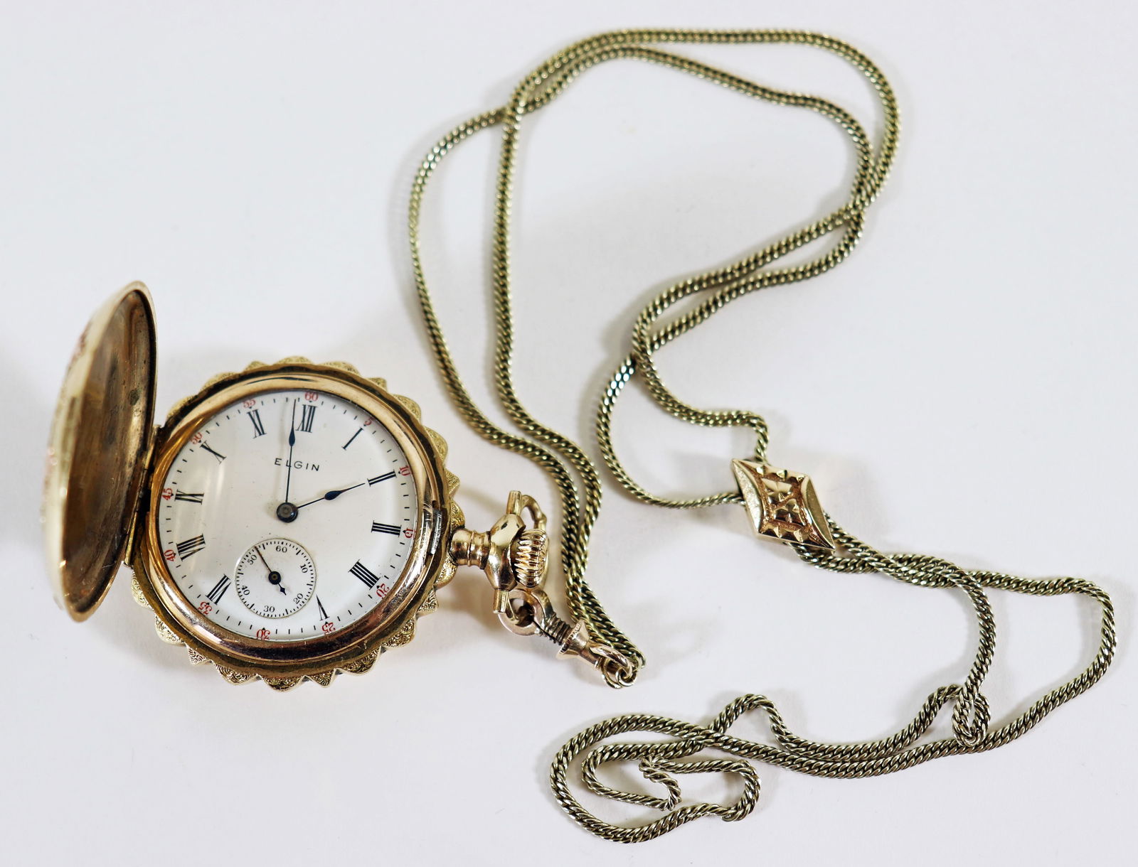 LADIES ELGIN GOLD FILLED POCKET WATCH & CHAIN (1 of 6)
