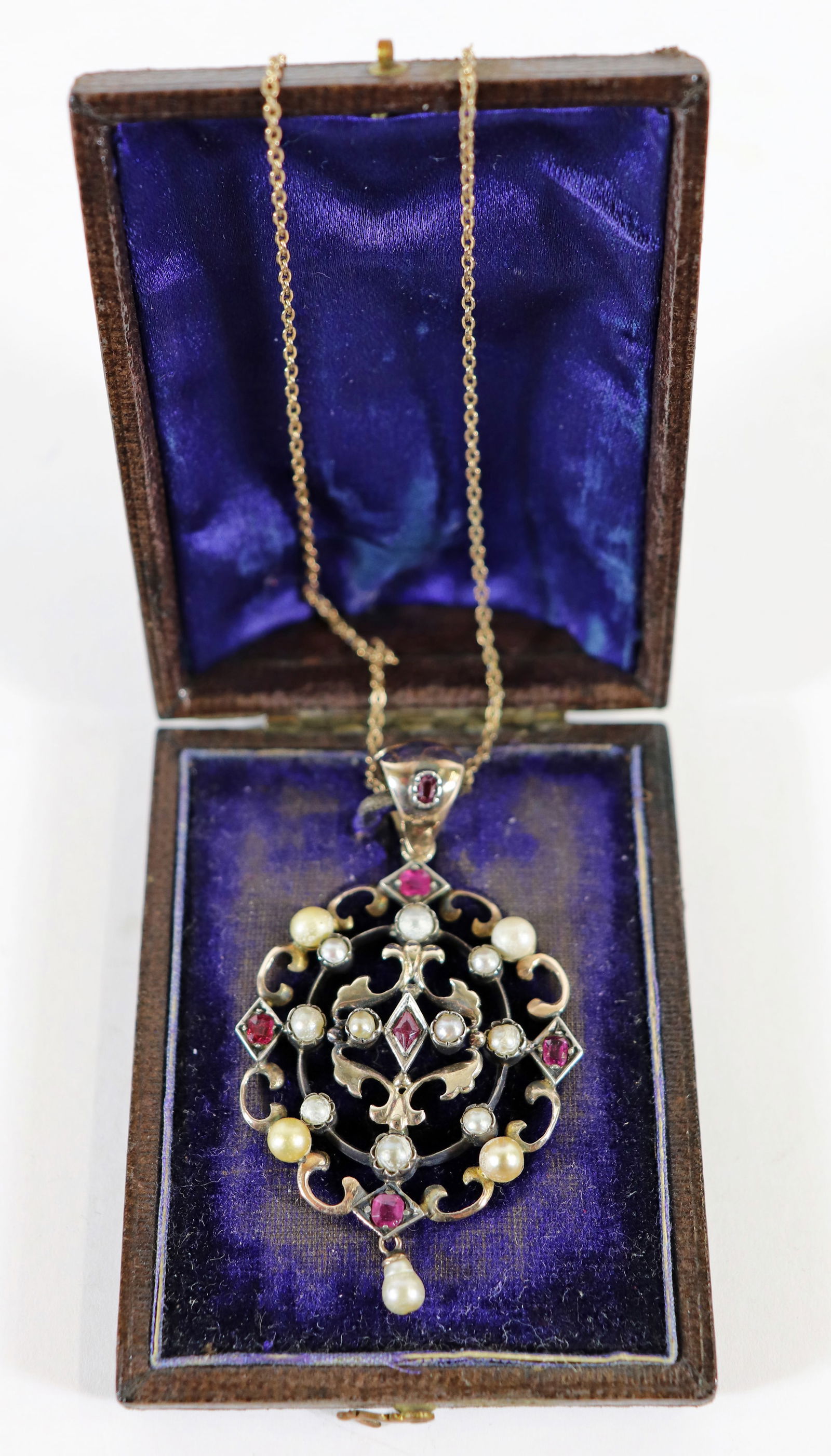 ANTIQUE GOLD, RUBY AND PEARL LAVALIER NECKLACE (1 of 4)