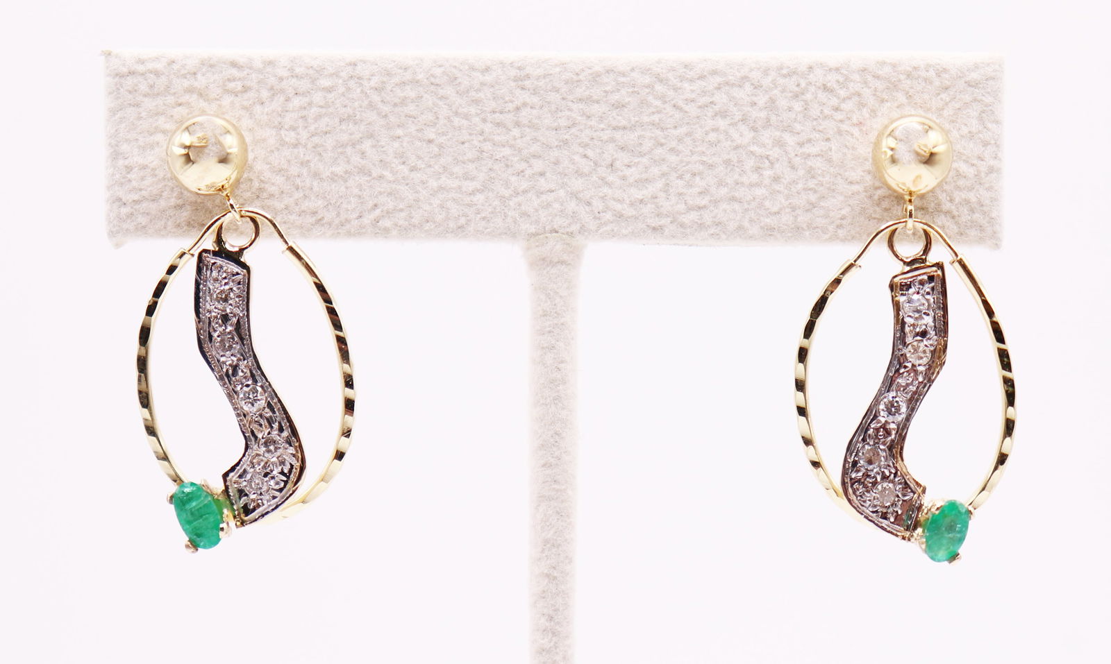 14K GOLD DIAMOND & EMERALD EARRINGS (1 of 5)