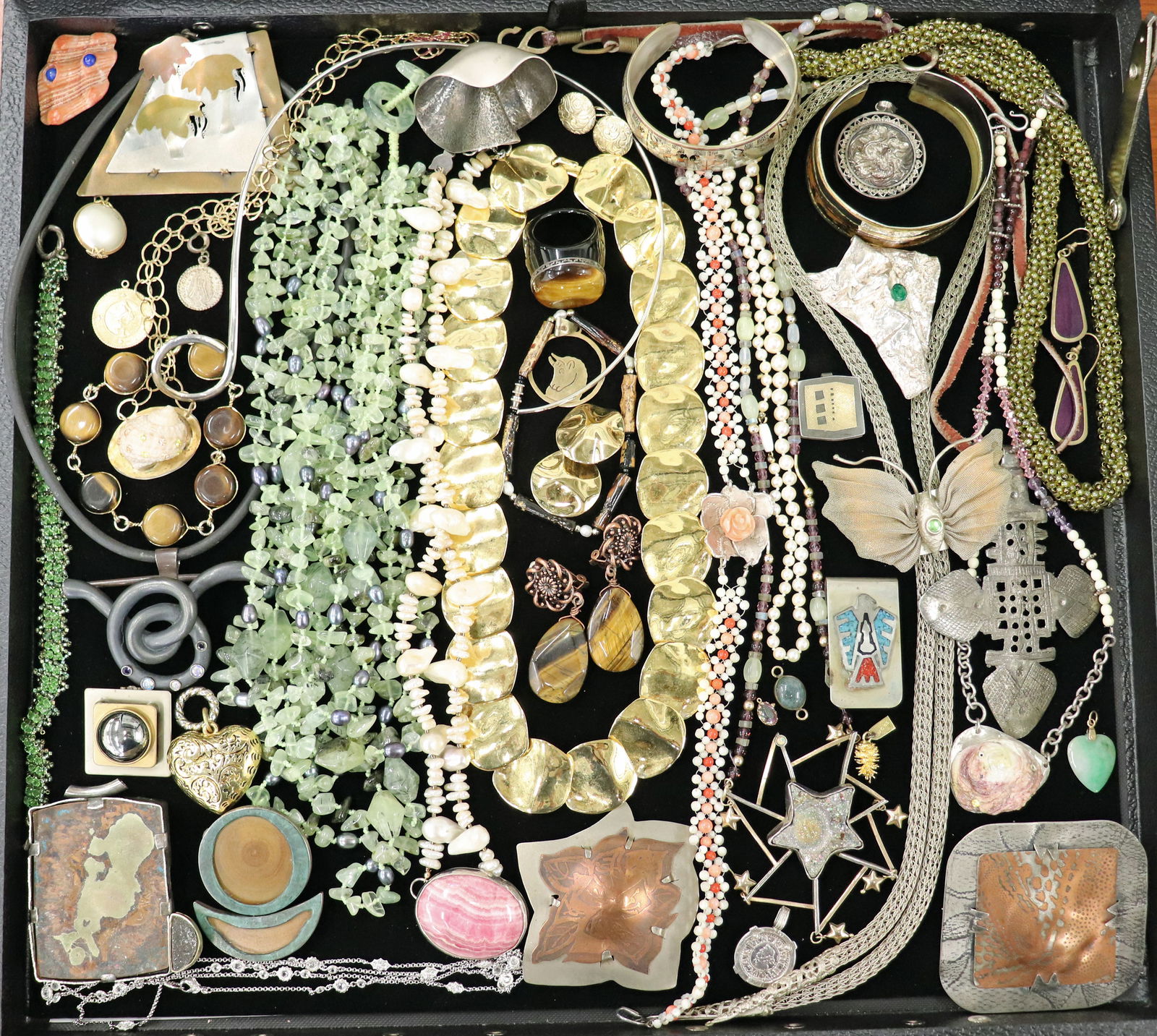 COLLECTION OF VINTAGE AND CUSTOM MADE JEWELRY (1 of 5)