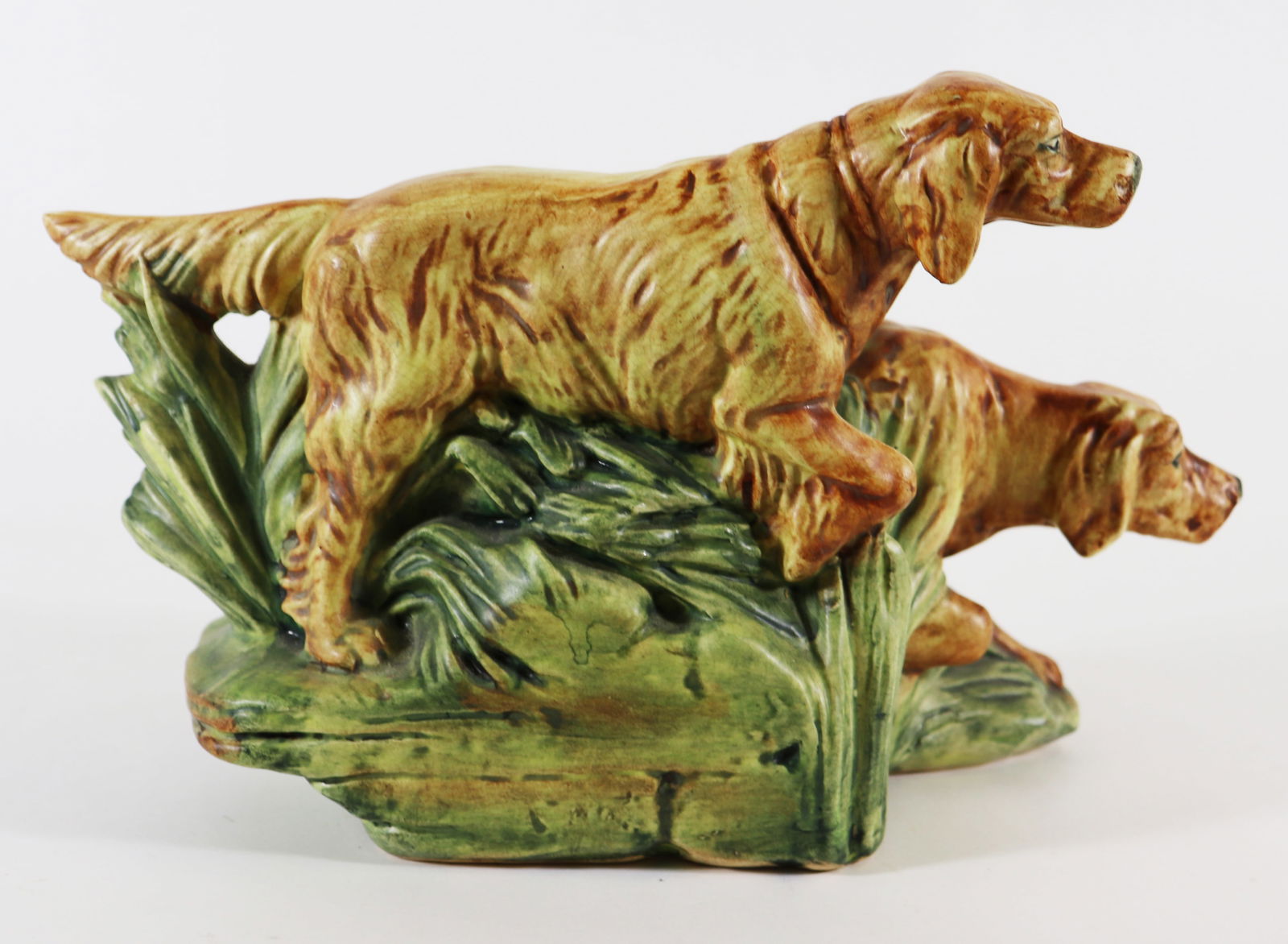 WELLER POTTERY MUSKOTA POINTER DOG CENTERPIECE (1 of 4)