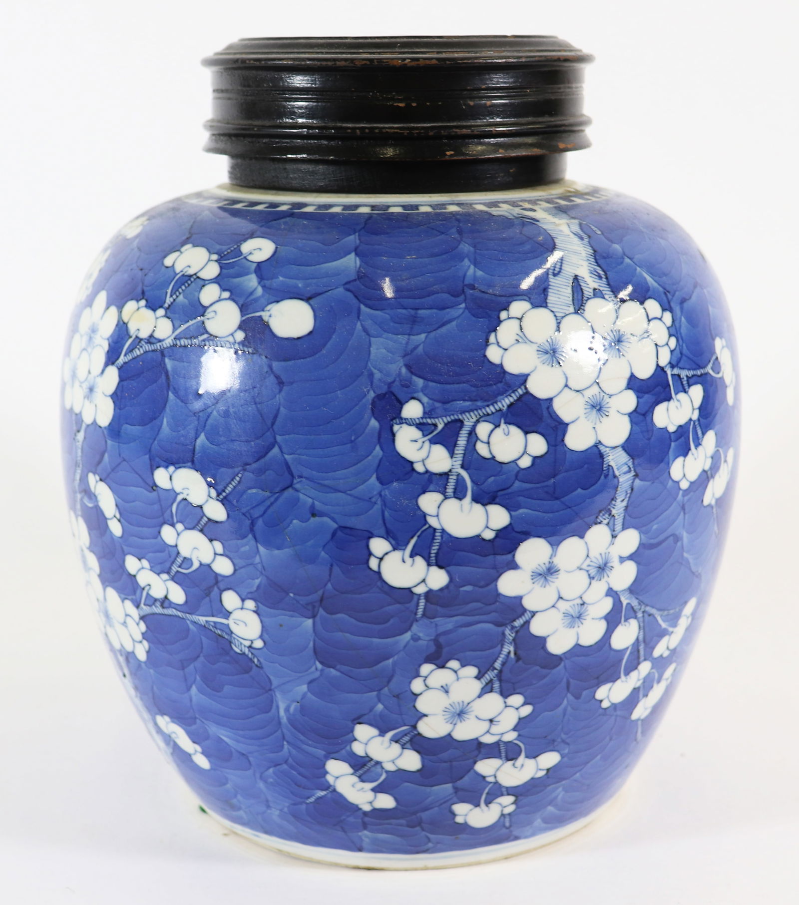 CHINESE BLUE & WHITE CHERRY BLOSSOM GINGER JAR (1 of 4)