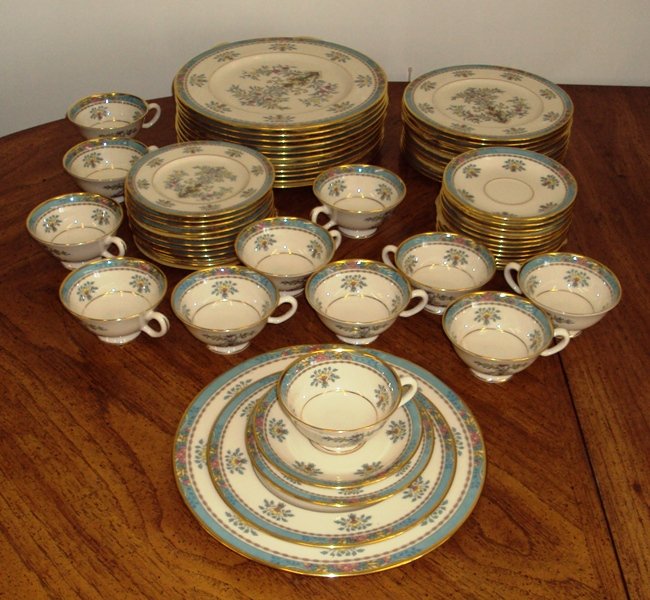 LENOX CHINA SET - BLUE TREE - SERVICE FOR 12: Blue Tree pattern. Includes 12 of: dinner plates 12 1/2", salad plates 8 1/2", bread & butter plates 6 1/2", cups 4" and saucers 5 3/4". Total of 60 pieces.