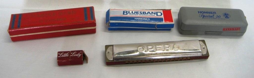 (5) HARMONICAS - Hohner, Marine Band, Little Lady & mor: Marine band w/ case, little lady w/ case, opera, bluesband w/ case, Hohner and special 20 w/ case.