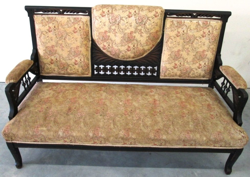 ANTIQUE SETTEE BENCH: 55" Wide 21" Deep 35" Tall.