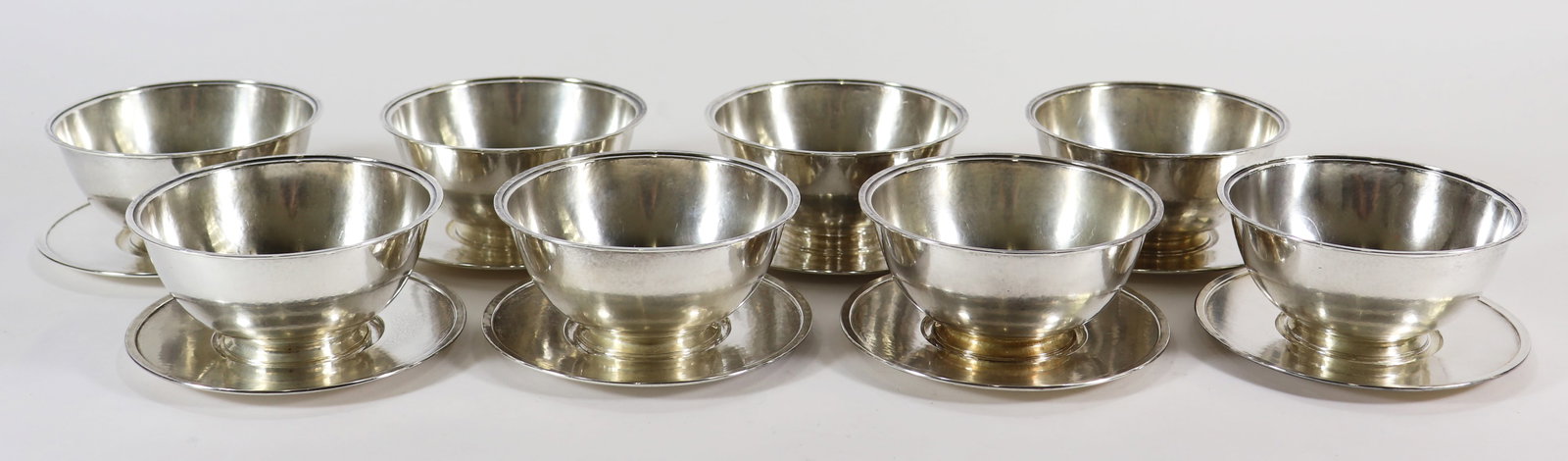 TIFFANY MAKERS STERLING SPECIAL HAND WORK BOWLS: Rare Tiffany & Co. Makers Special Hand Work Arts & Crafts Hand Hammered sterling silver bowls with rolled rims and coordinating under plates. # 01609. Bowl diameter 4 3/4", plate diameter 5 1/4". Tota
