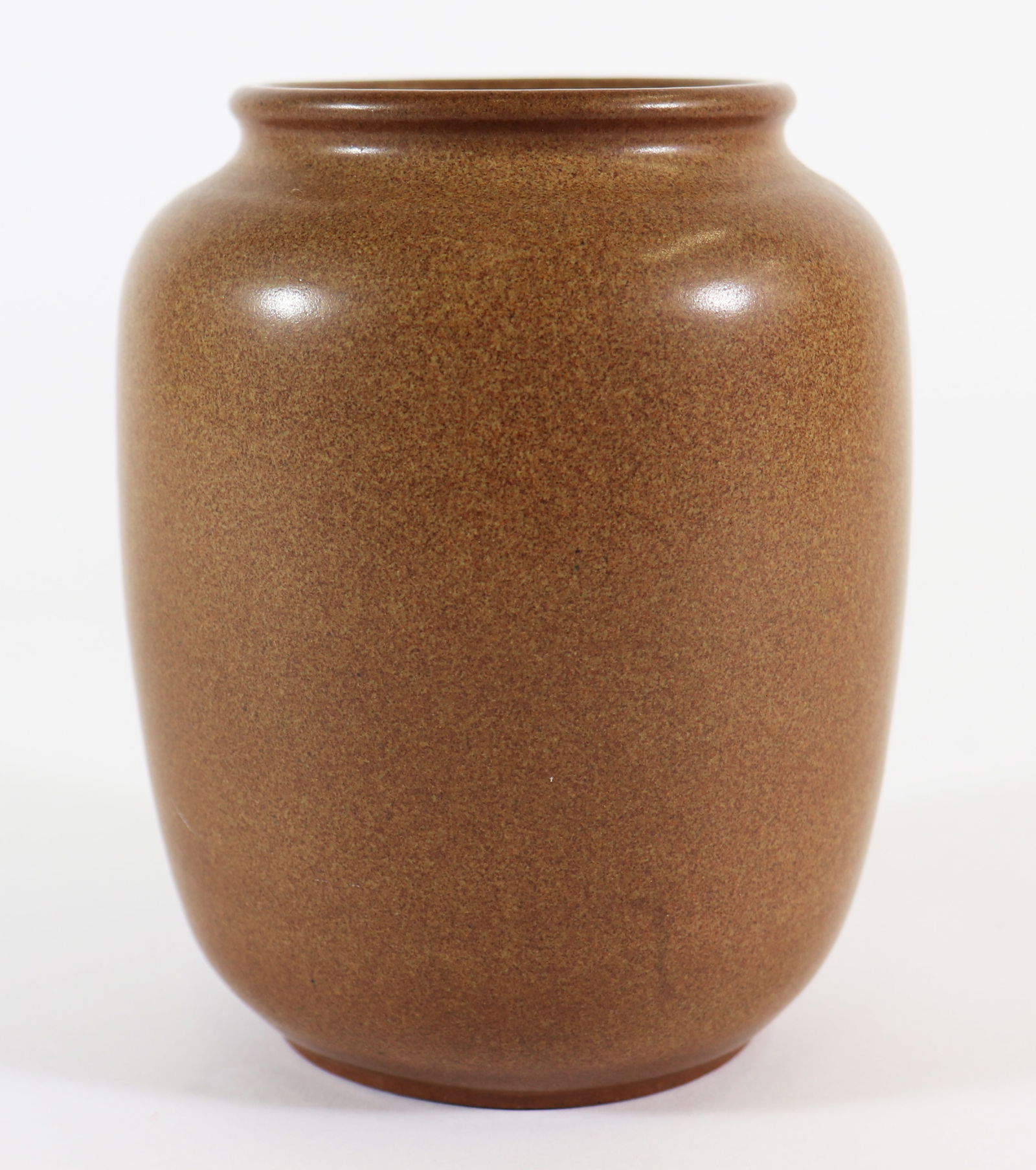 MARBLEHEAD POTTERY BROWN GLAZE VASE (1 of 3)