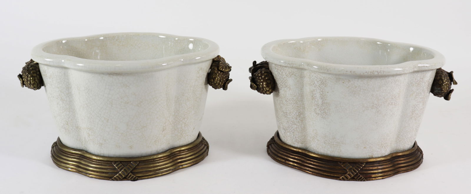 (2) JUWC 1897 CACHE POT PLANTERS (1 of 3)