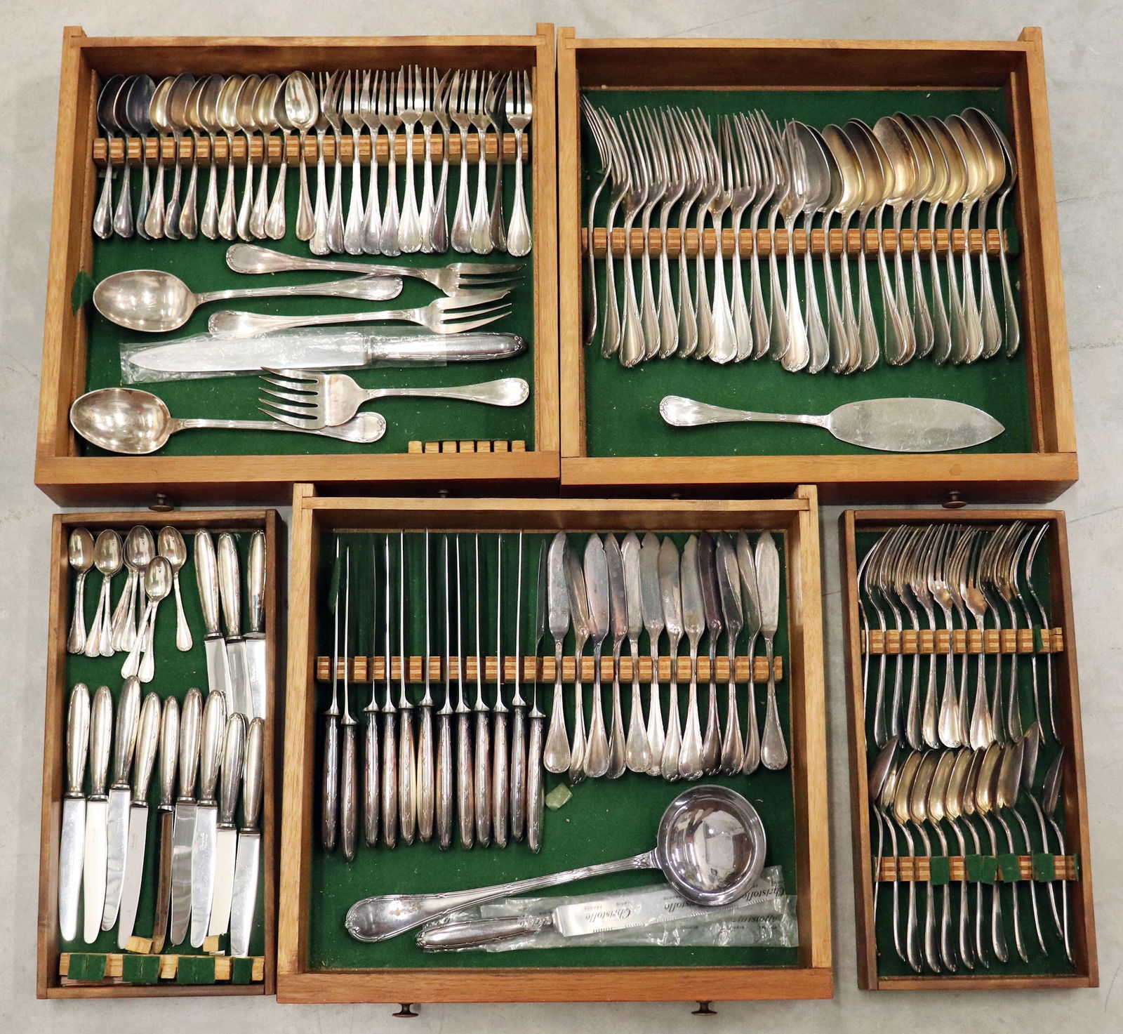 CHRISTOFLE FLATWARE "RUBANS" SERVICE FOR 12 (1 of 8)