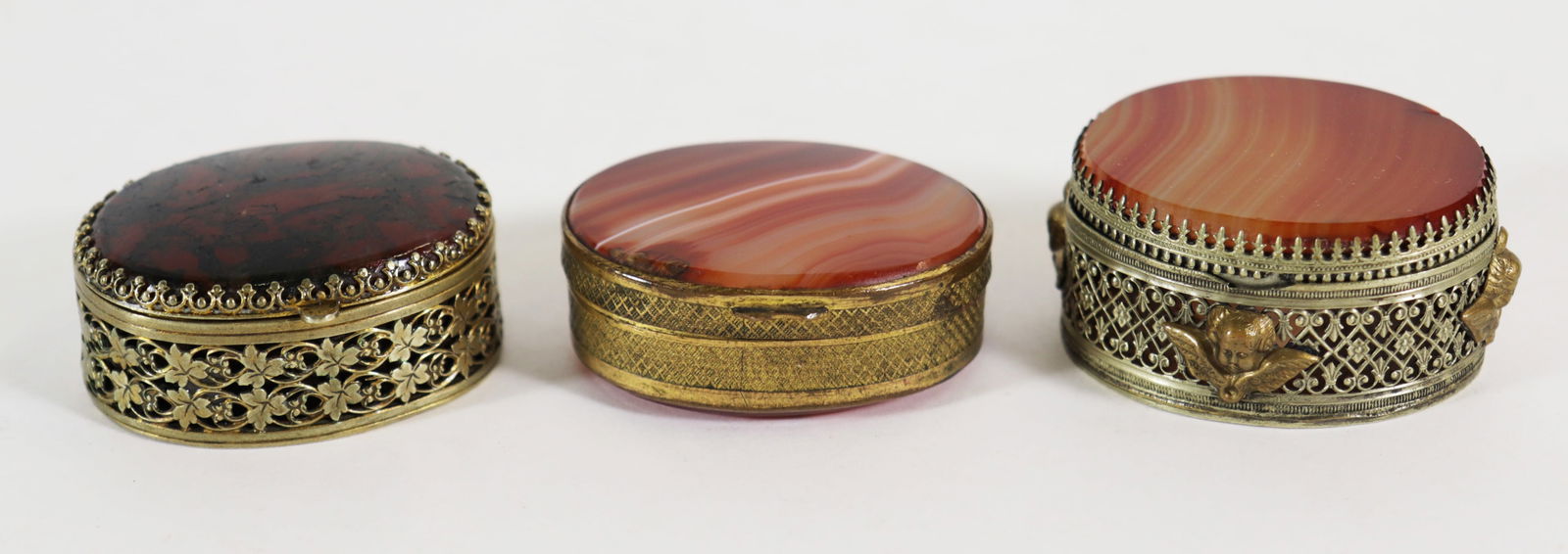 (3) ANTIQUE AGATE SNUFF BOXES (1 of 4)