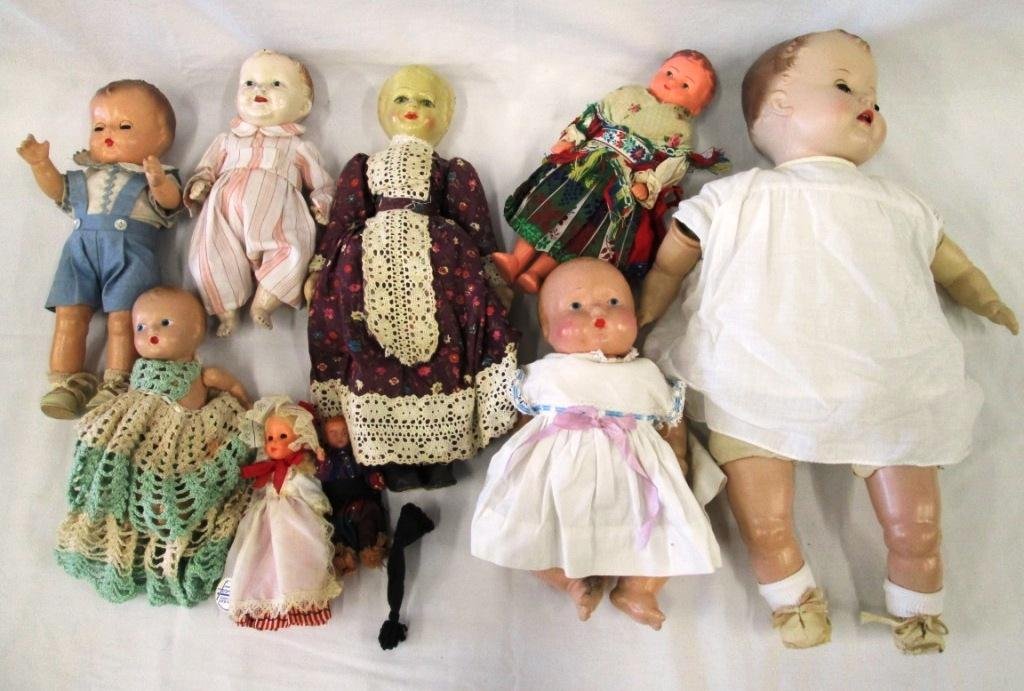 VINTAGE AND ANTIQUE DOLLS