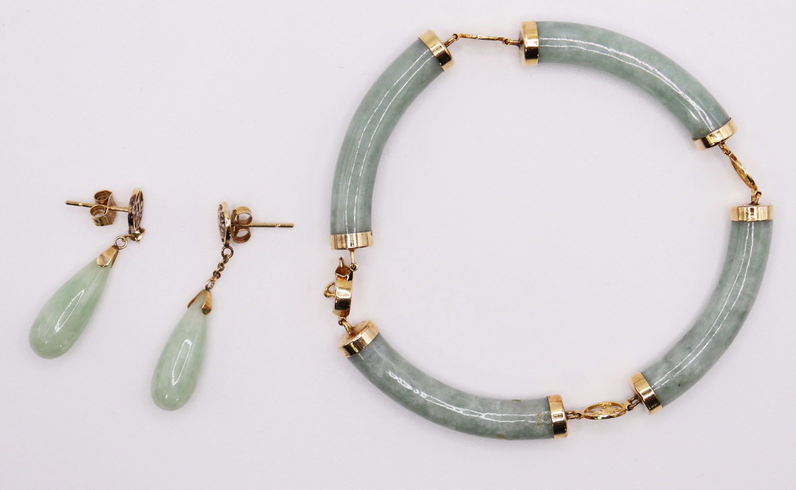 14K CHINESE JADE BRACELET & EARRINGS - 1960's (1 of 6)