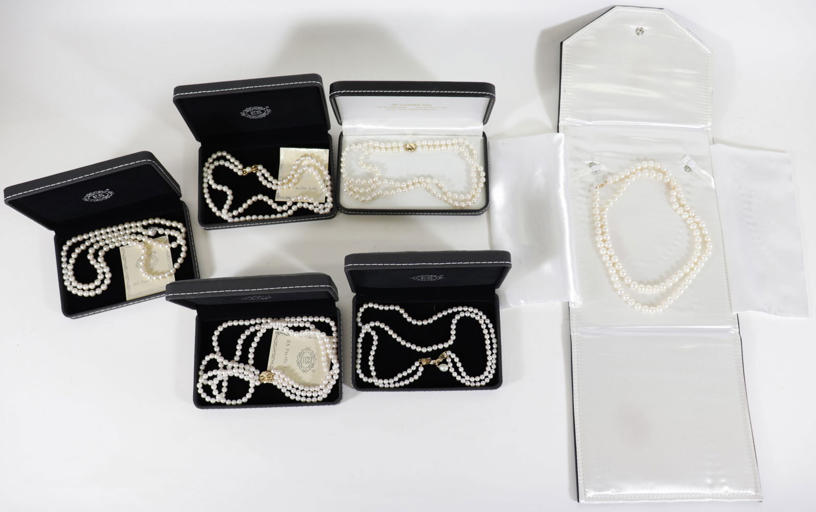 (6) ES PACIFIC LTD PEARL NECKLACE COLLECTION (1 of 5)
