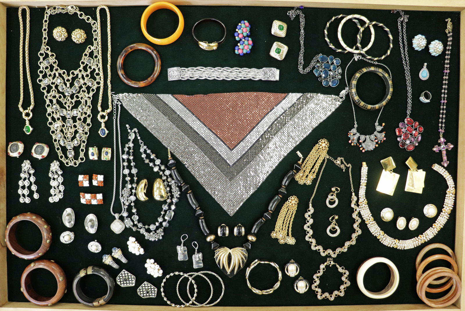VINTAGE AND COSTUME JEWELRY COLLECTION: Collection includes Monet, Chico's, Trifari, Bijoux, Whiting & Davis, and more.