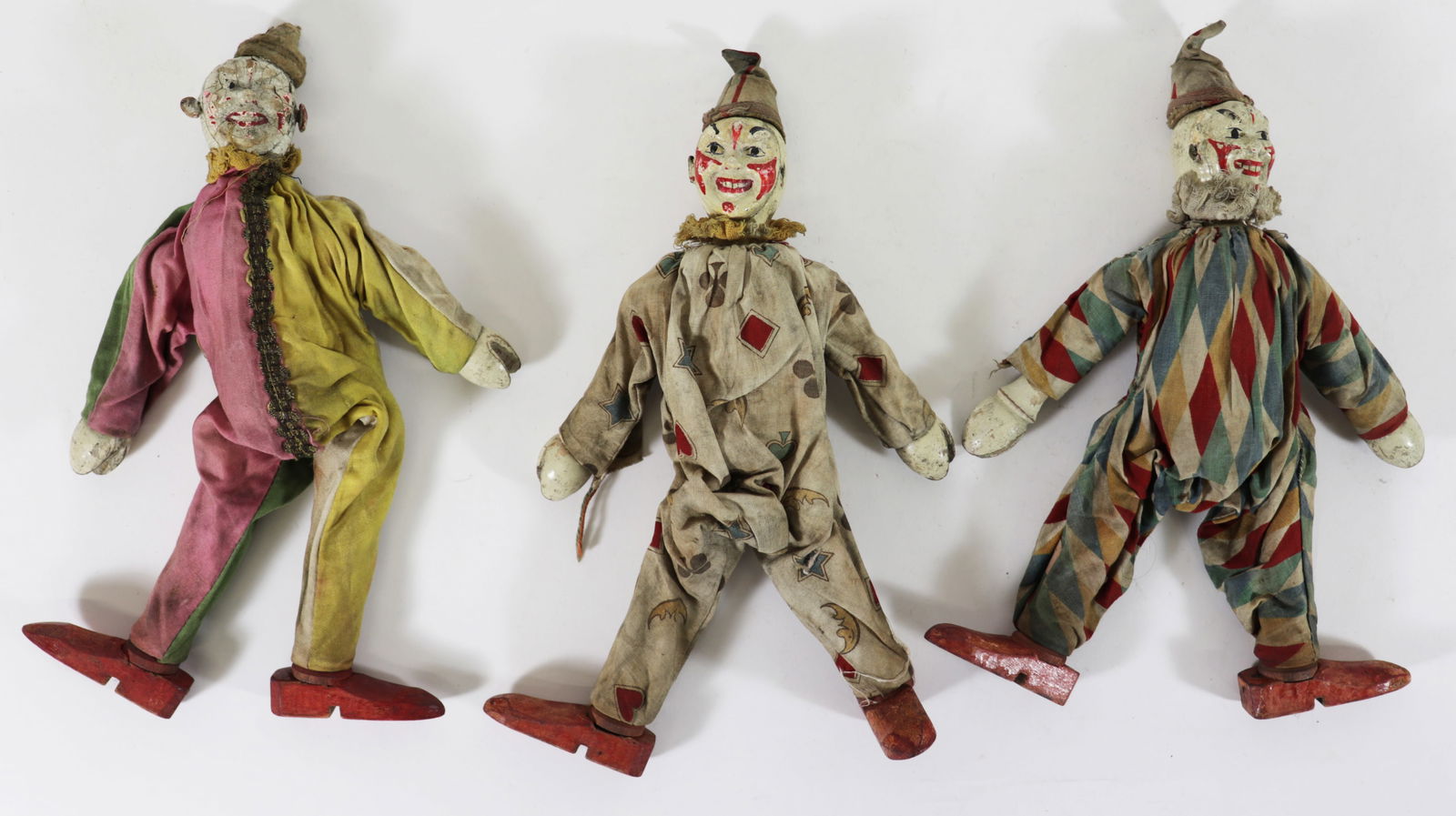 (3) SCHOENHUT COLLECTION OF CLOWNS (1 of 2)