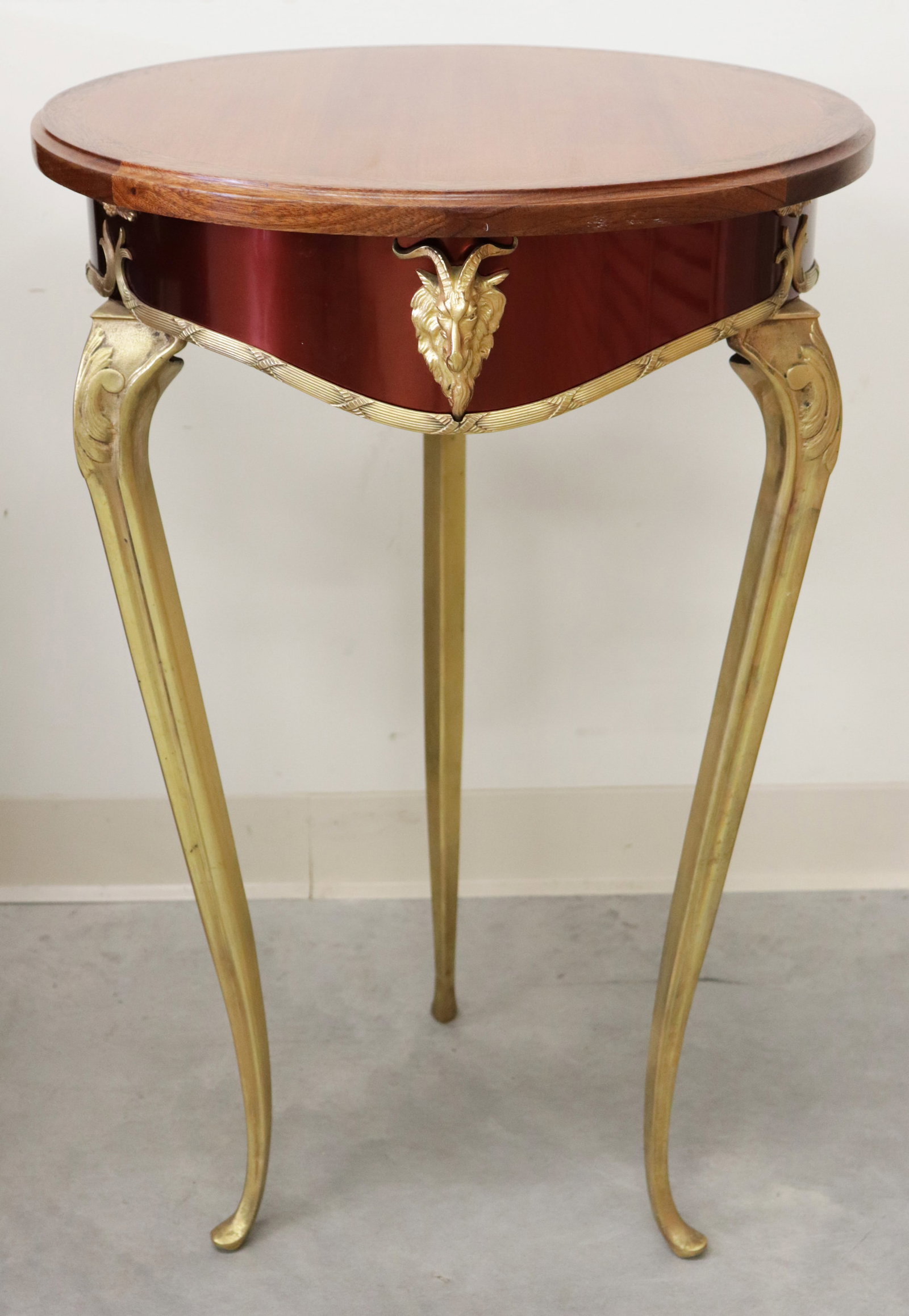 FRENCH LOUIS XV STYLE RAMS HEAD GUERIDON (1 of 3)