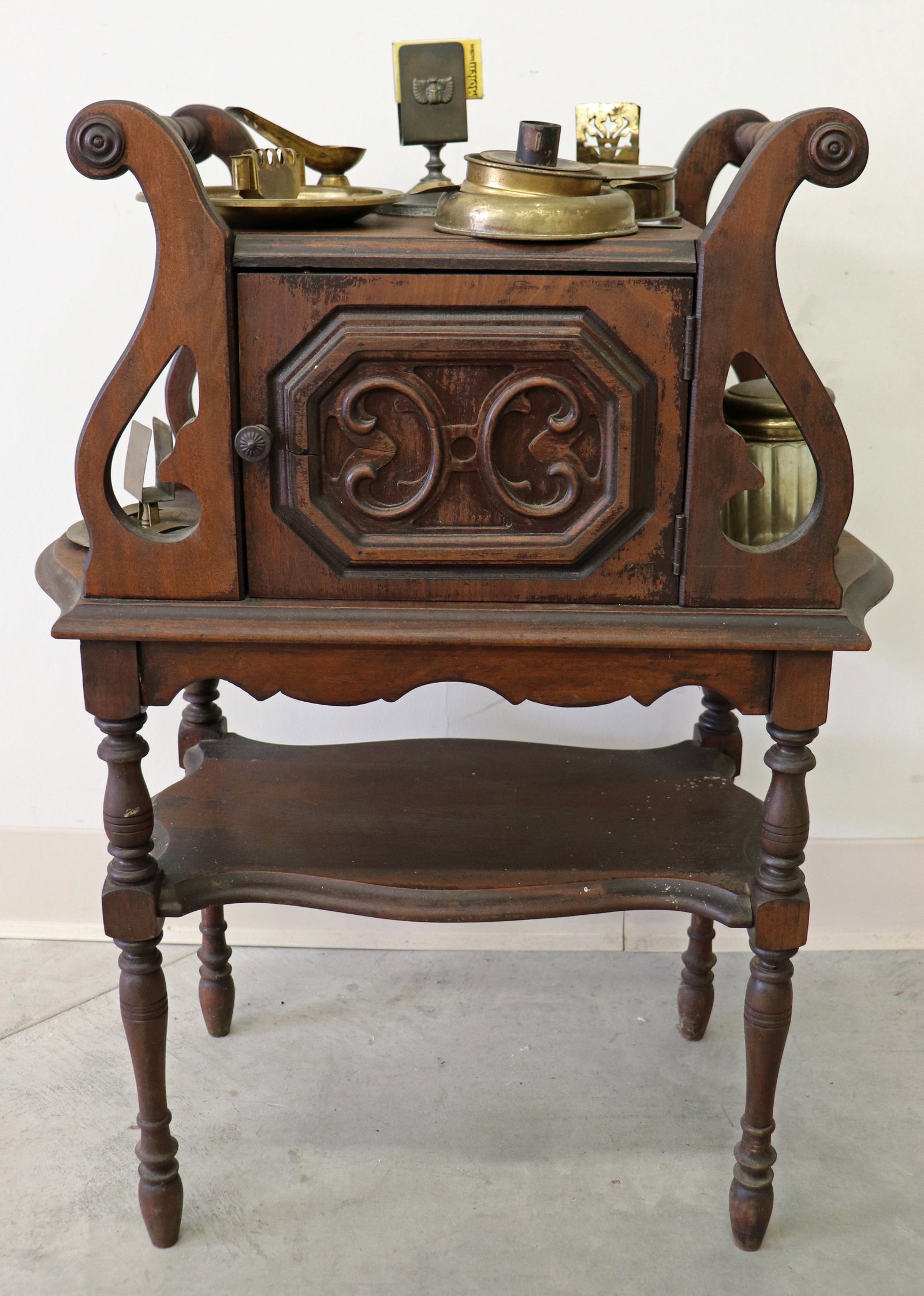 ANTIQUE SMOKE STAND HUMIDOR TABLE (1 of 3)