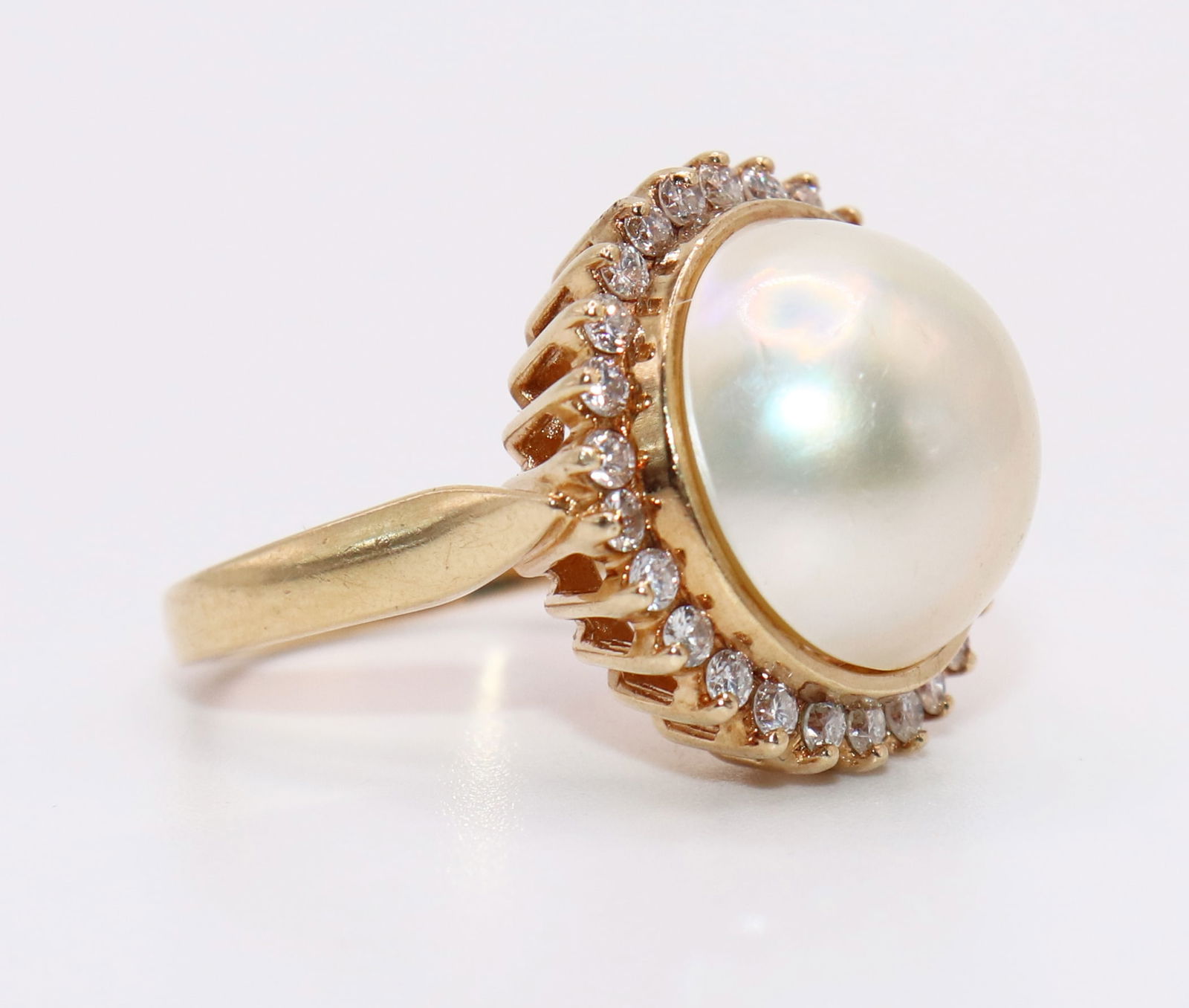 14K MABE PEARL AND DIAMOND RING (1 of 4)